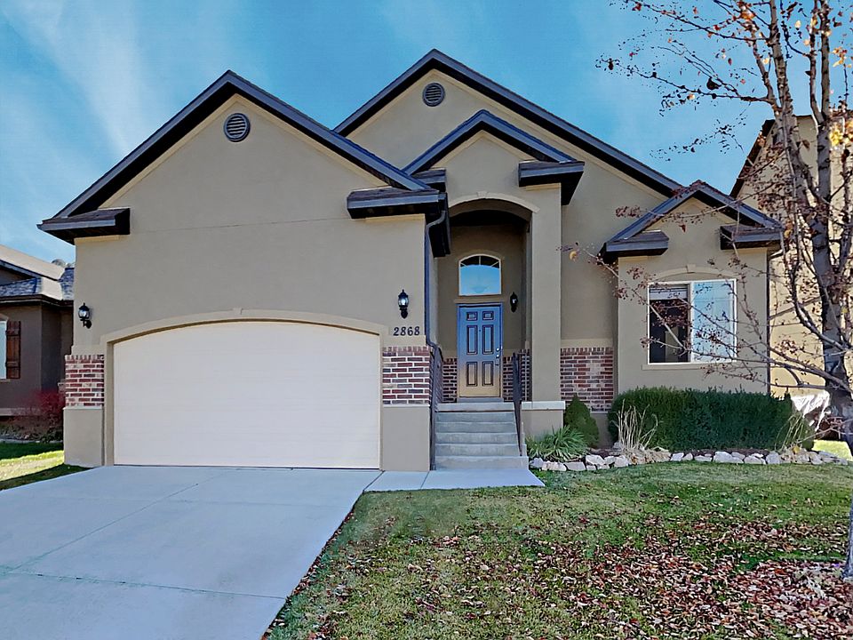 1st image of 2868 E Lookout Dr