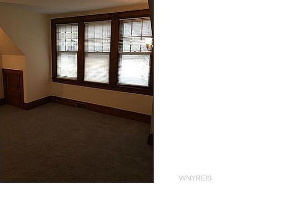 5th image of 195 Woodward Ave