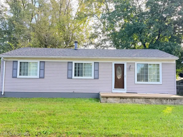 15559 Orchard St, Romulus, MI 48174