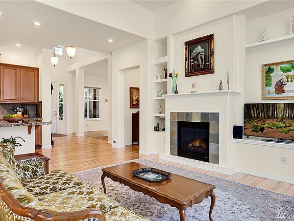 5th image of 23764 NE 134th St