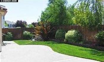 3rd image of 5234 Persimmon Dr