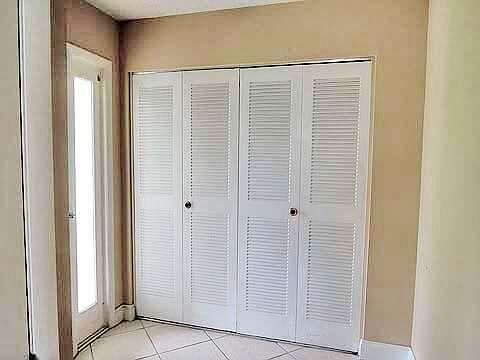 4th image of 621 Pines Knoll Dr APT D