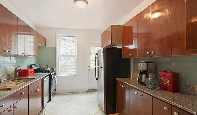 Rented by Baddour Group | media 18