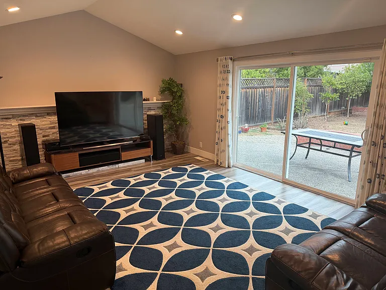 6780 Mount Pakron Dr — Photo 6