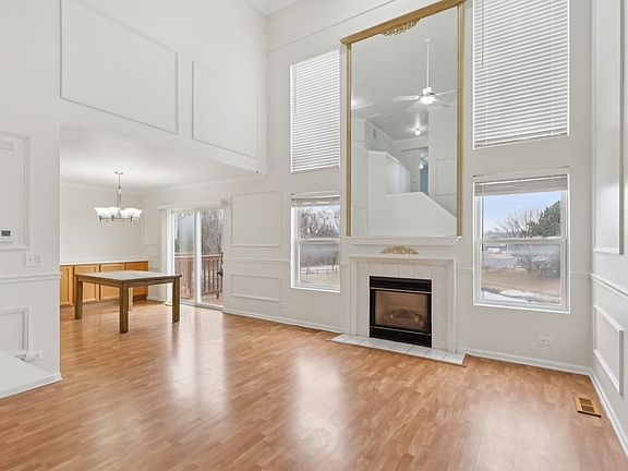 3rd image of 1102 Lillian Ln #1102