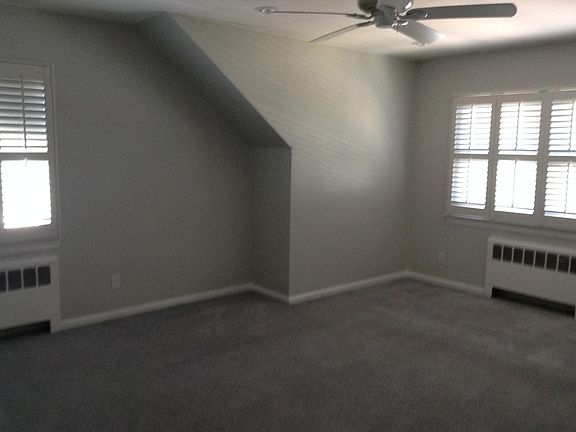 4th image of 655 McLean Ave