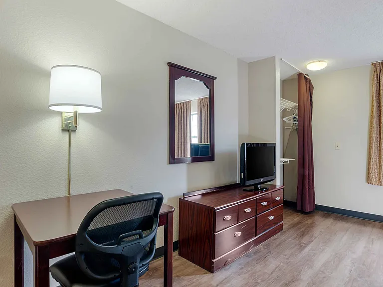 Studio Suite - 1 King Bed