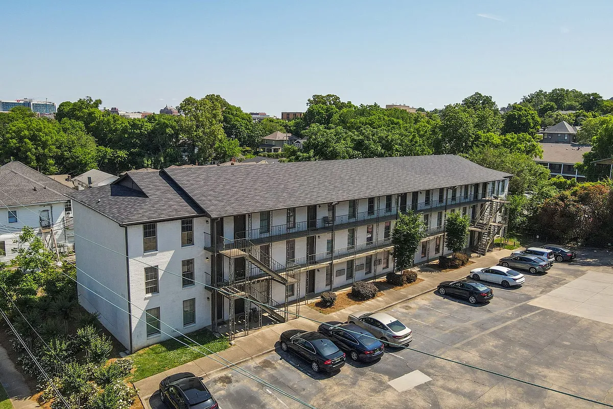Building Photo - Parkside Place