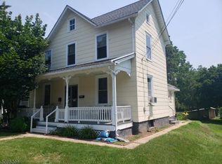 210 Broad St, Washington, NJ 07882