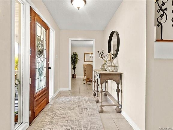3rd image of 2398 W Armand St