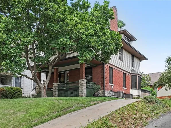 3727 Pennsylvania Ave, Kansas City, MO 64111
