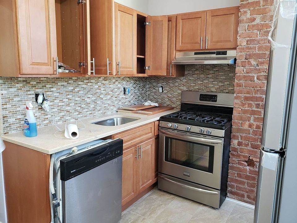1st image of 3078 42nd St Floor 2