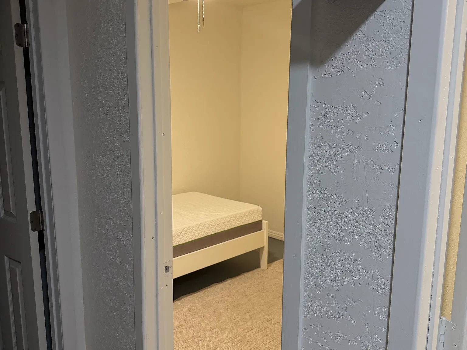 2 bed, 500 sqft, $1,750 — Photo 4