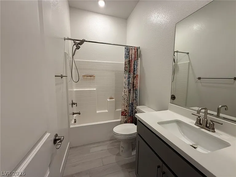 324 Forsyth Park St — Photo 38