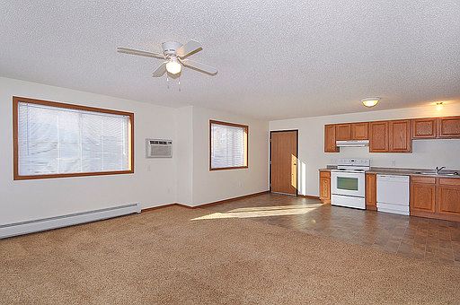 2nd image of 2610 Cardinal Ave APT 301