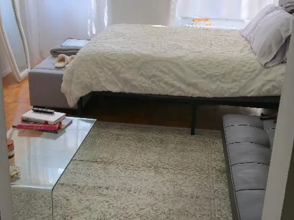 232 East 81st Street image 1 of 8