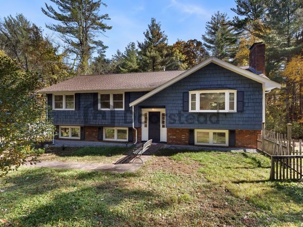 48 Meadowbrook Rd