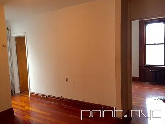 Rented by Point NYC | media 21