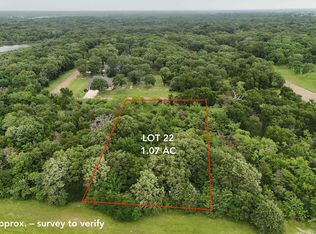 102 Lakeview Dr, Mabank, TX 75156