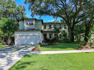 689 Geneva Pl, Tampa, FL 33606