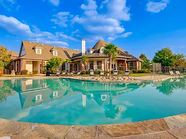 Chateau Mirage Apartment Homes