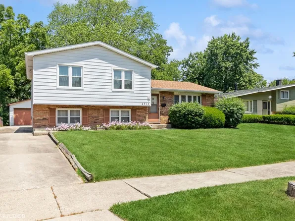 2710 Blanchard Rd, Waukegan, IL 60087