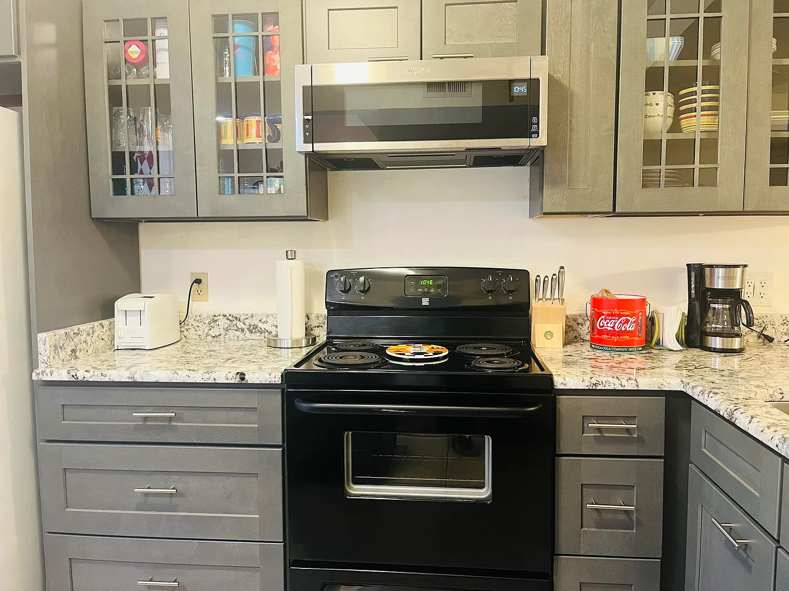 2 bed, 2.0 bath, 888 sqft, $1,950 — Photo 4