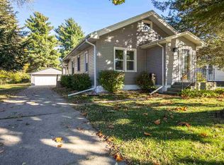 224 Pearl Ave, Loves Park, IL 61111