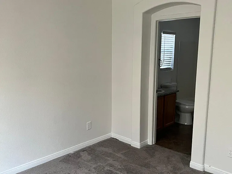 5168 Starter Ave — Photo 13