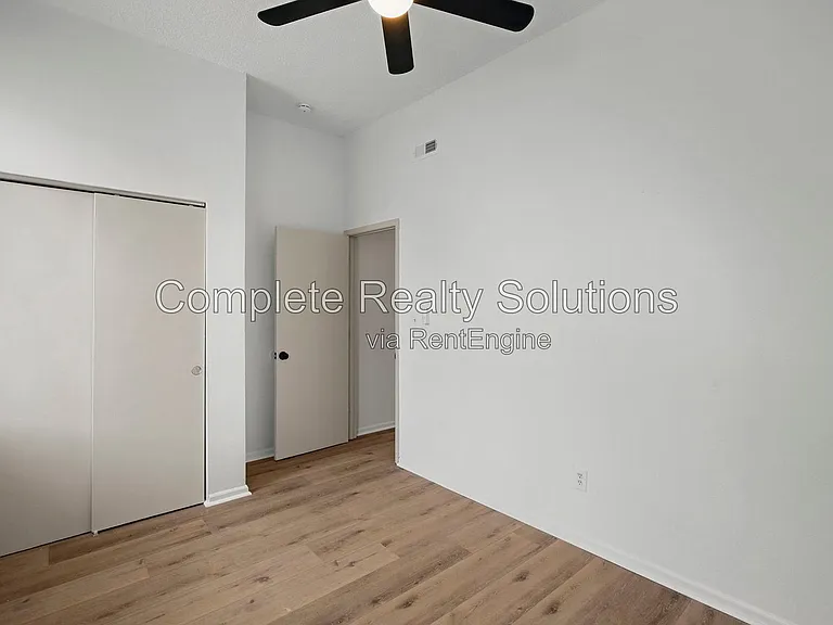 2928 Texas Ave #2F — Photo 17