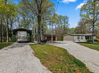 4193 S 82nd Rd, Bolivar, MO 65613