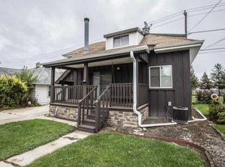 822 S 56th St, West Allis, WI 53214