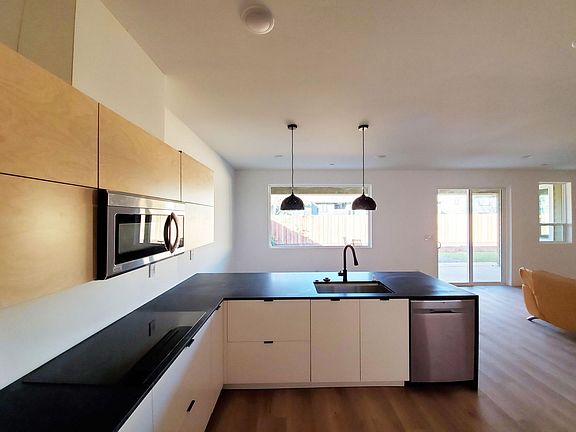 4th image of 10623 Fair Oaks Blvd
