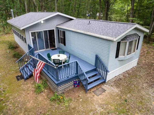 102 Osceola Ledge, Leroy, MI 49655