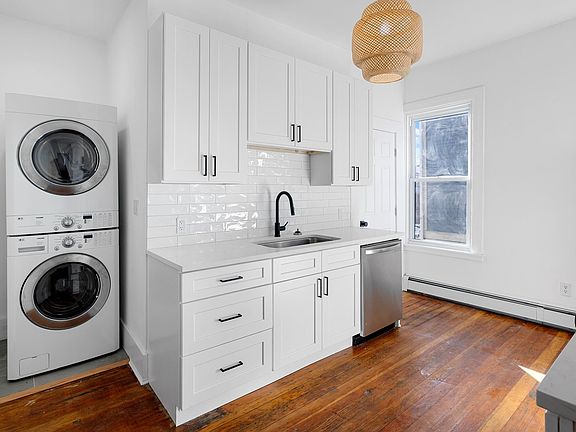 4th image of 478 W Fountain St #1-3