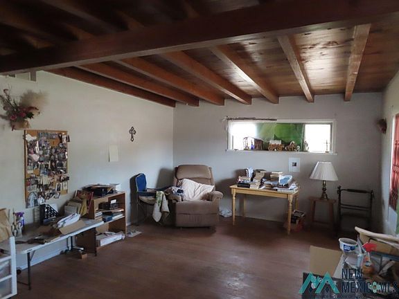 2nd image of 681 E Stephens Ave