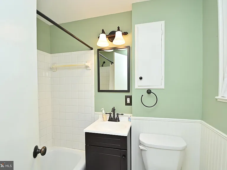 639 Massachusetts Ave NE #1 — Photo 18