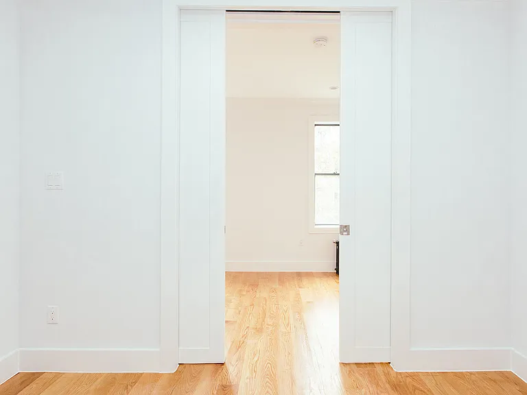 309 Washington Ave #B7 — Photo 4