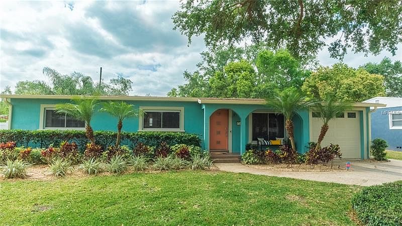 1st image of 3018 Wessex St