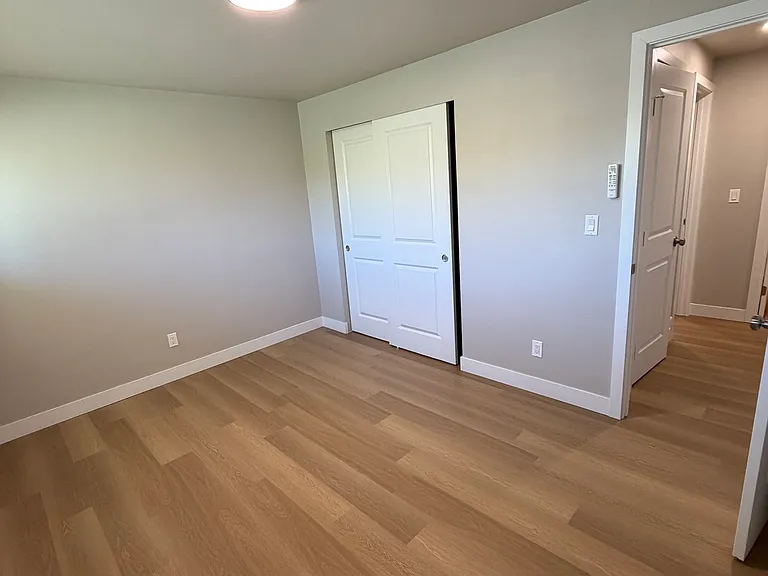 8039 36th Ave S — Photo 18