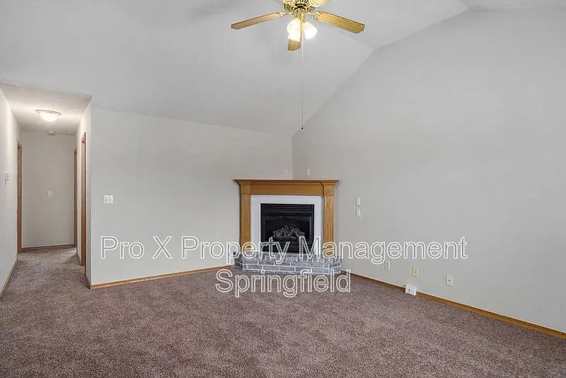 2 bed, 2.0 bath, 1100 sqft, $1,195 — Photo 4