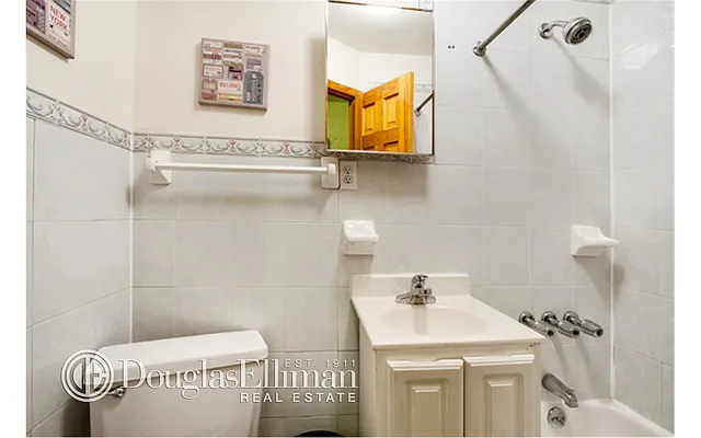 Rented by Douglas Elliman | media 31