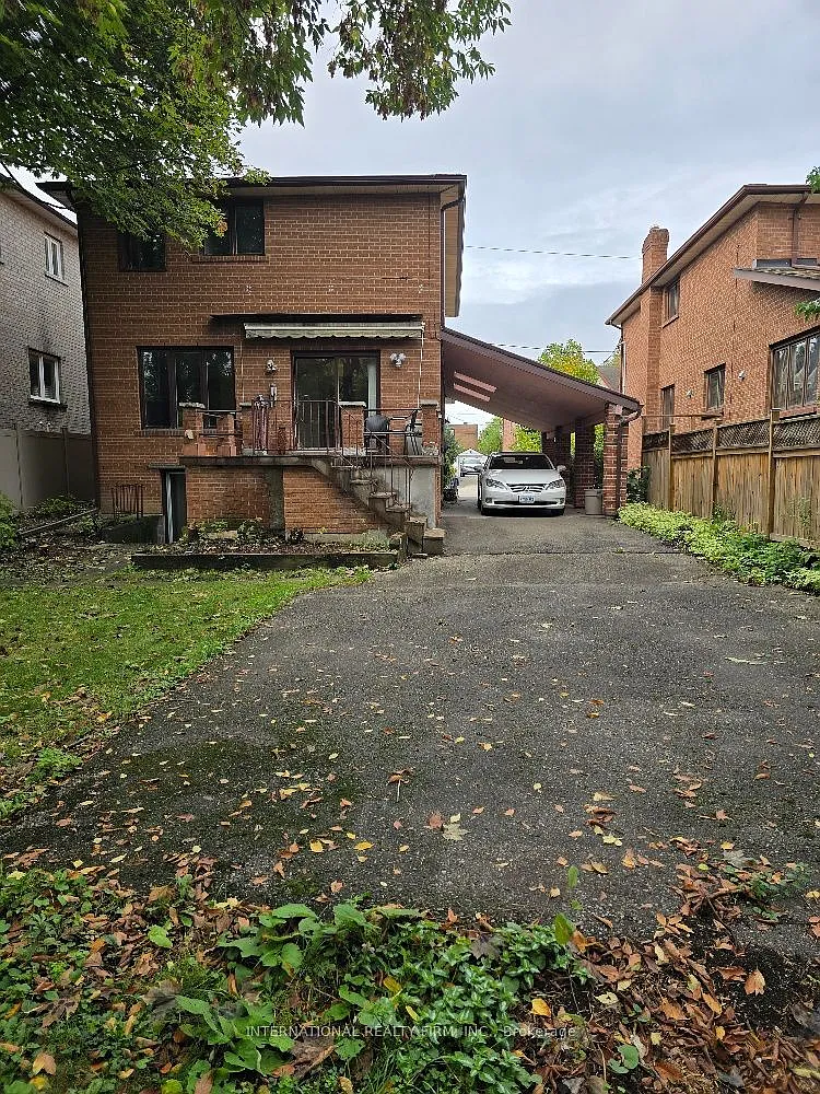 4 bed, $3,990 — Photo 1