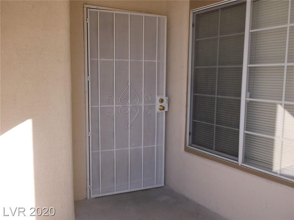 1st image of 1900 Desert Falls Ct Unit 105