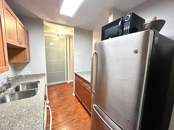 5th image of 535 N Michigan Ave APT 1806