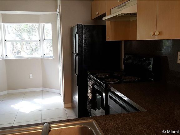 3rd image of 1260 SE 31st Ct #204-34