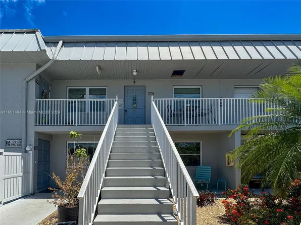 6777 Winkler Rd APT N276, Fort Myers, FL 33919