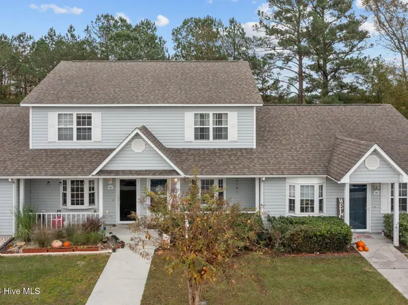 802 Courtyard W #802, Newport, NC 28570