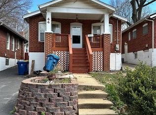 44 S Hartnett Ave, Saint Louis, MO 63135