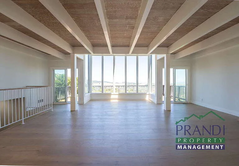 645 Fawn Dr — Photo 3